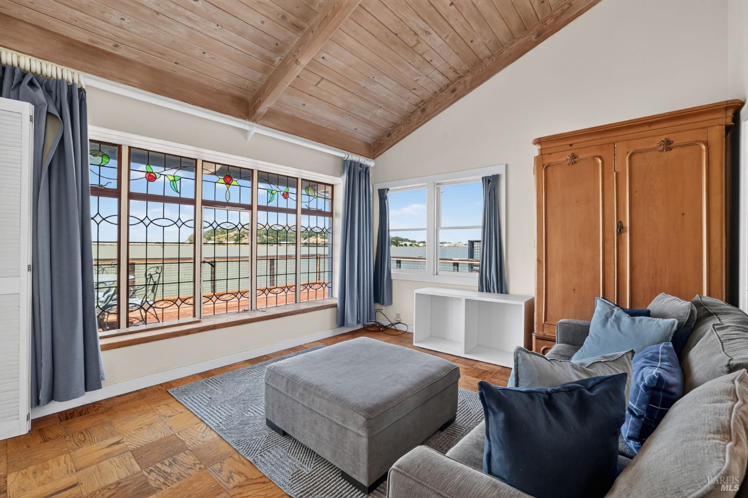 34 Sandy Beach Road
