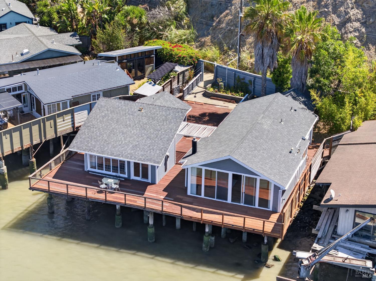 34 Sandy Beach Road