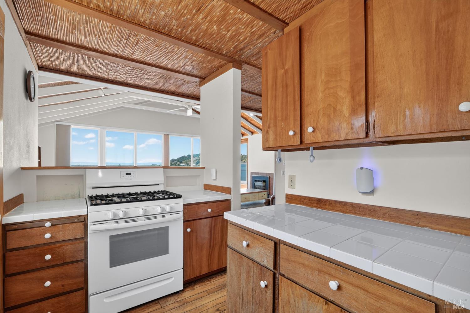 34 Sandy Beach Road