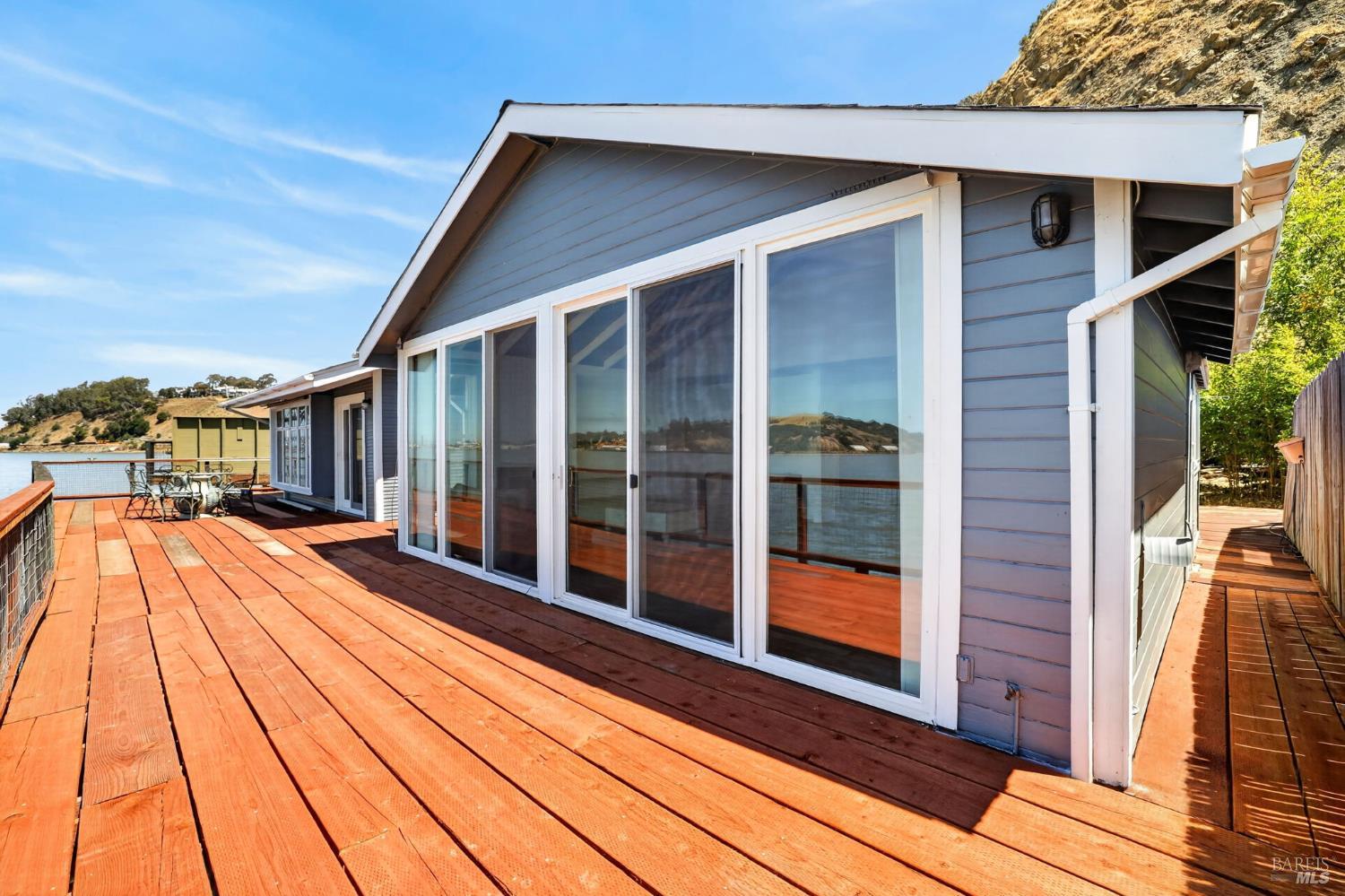 34 Sandy Beach Road