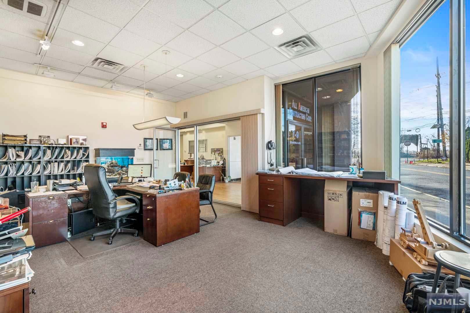7-9 Ridgefield Avenue