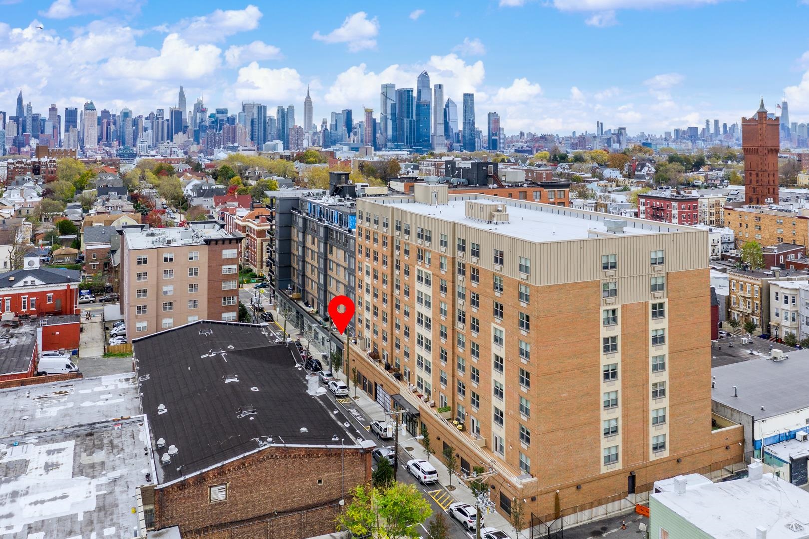 4315 PARK AVE Unit: 2G