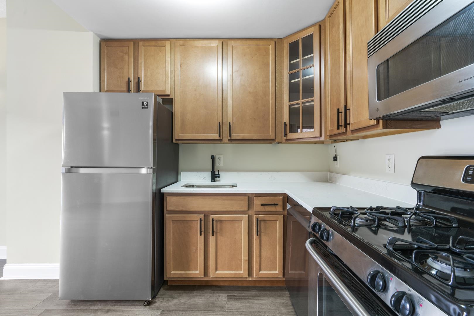 4315 PARK AVE Unit: 2G