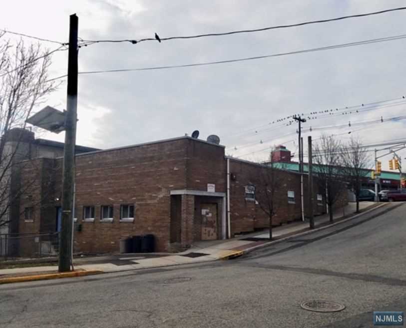 460 Kennedy Drive