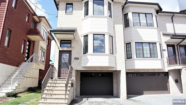 1641 Federspiel Street