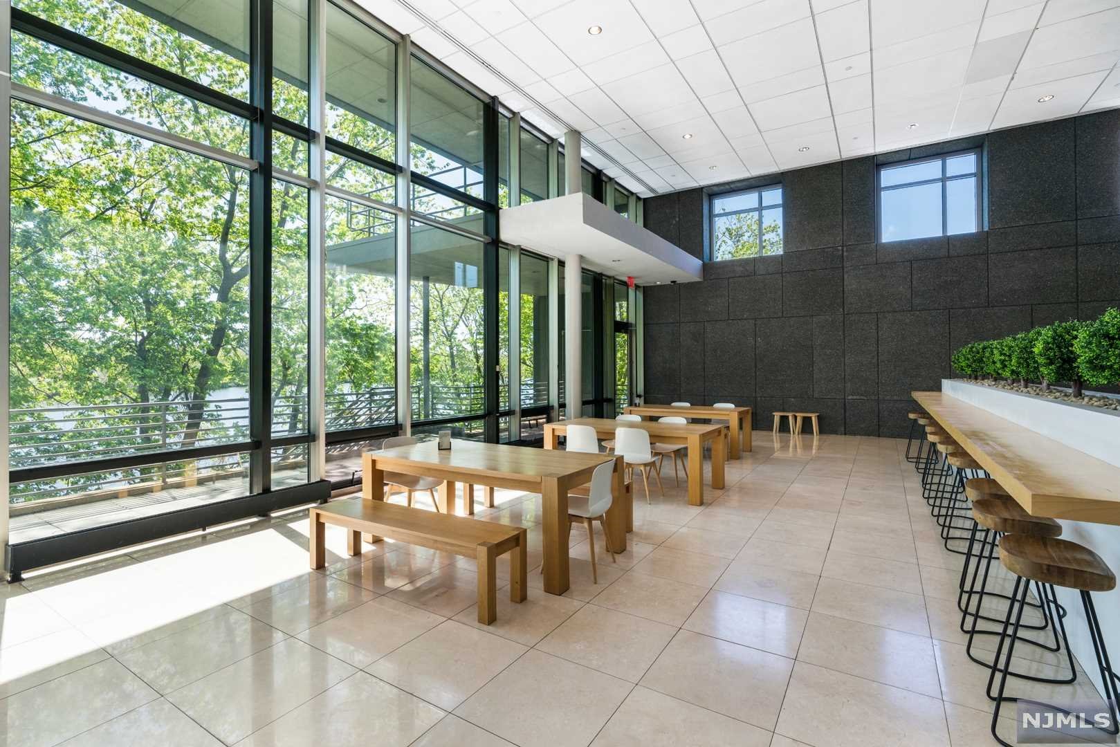 105 Challenger Road