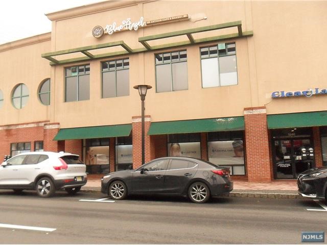 1638-1642 Schlosser Street