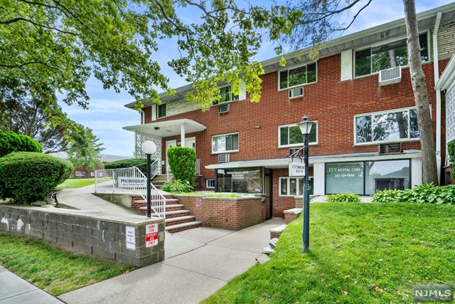 1331 Anderson Avenue FF