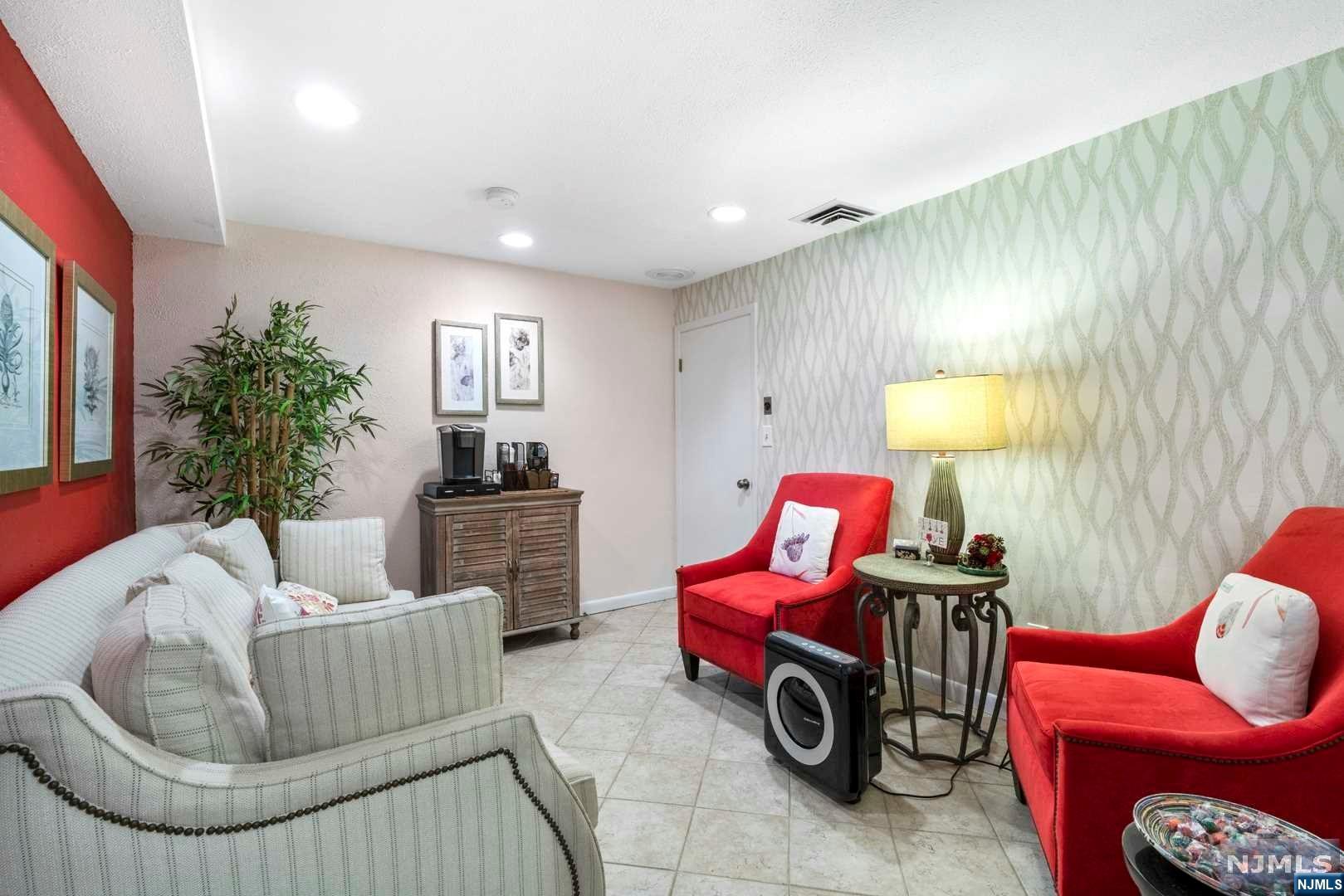 1331 Anderson Avenue FF