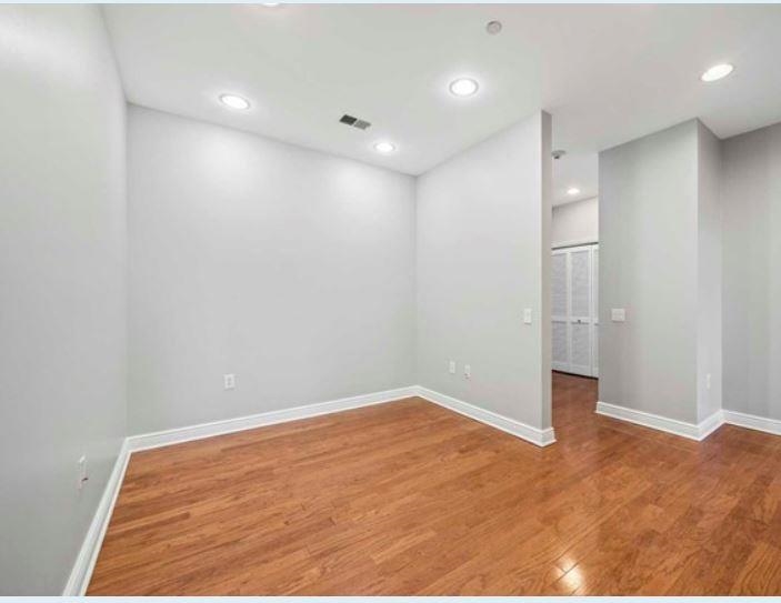 7400 RIVER RD Unit: 448