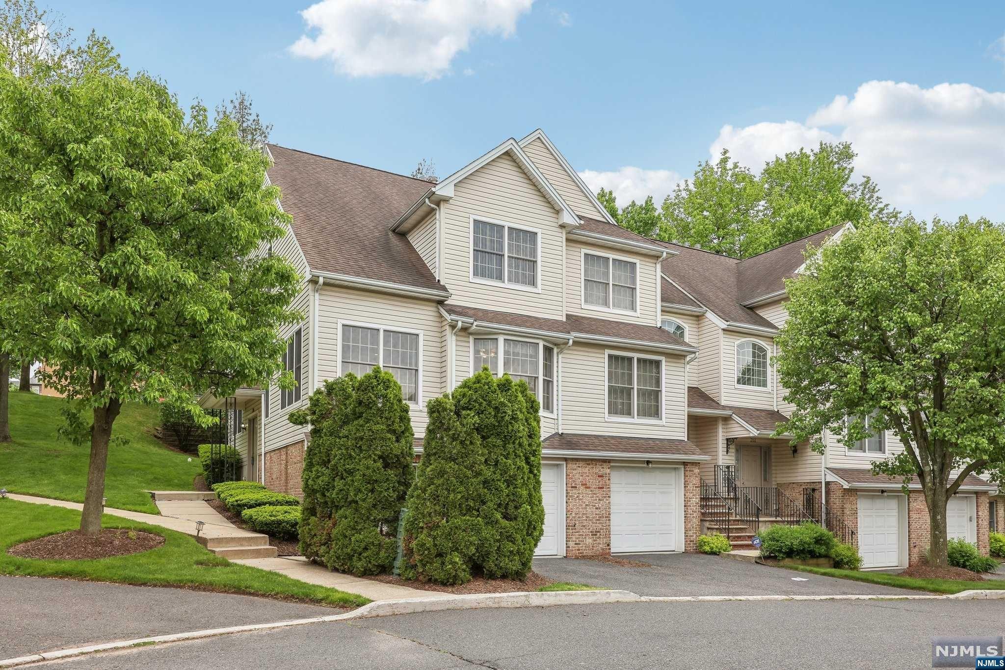 204 Grand Ridge Drive 204