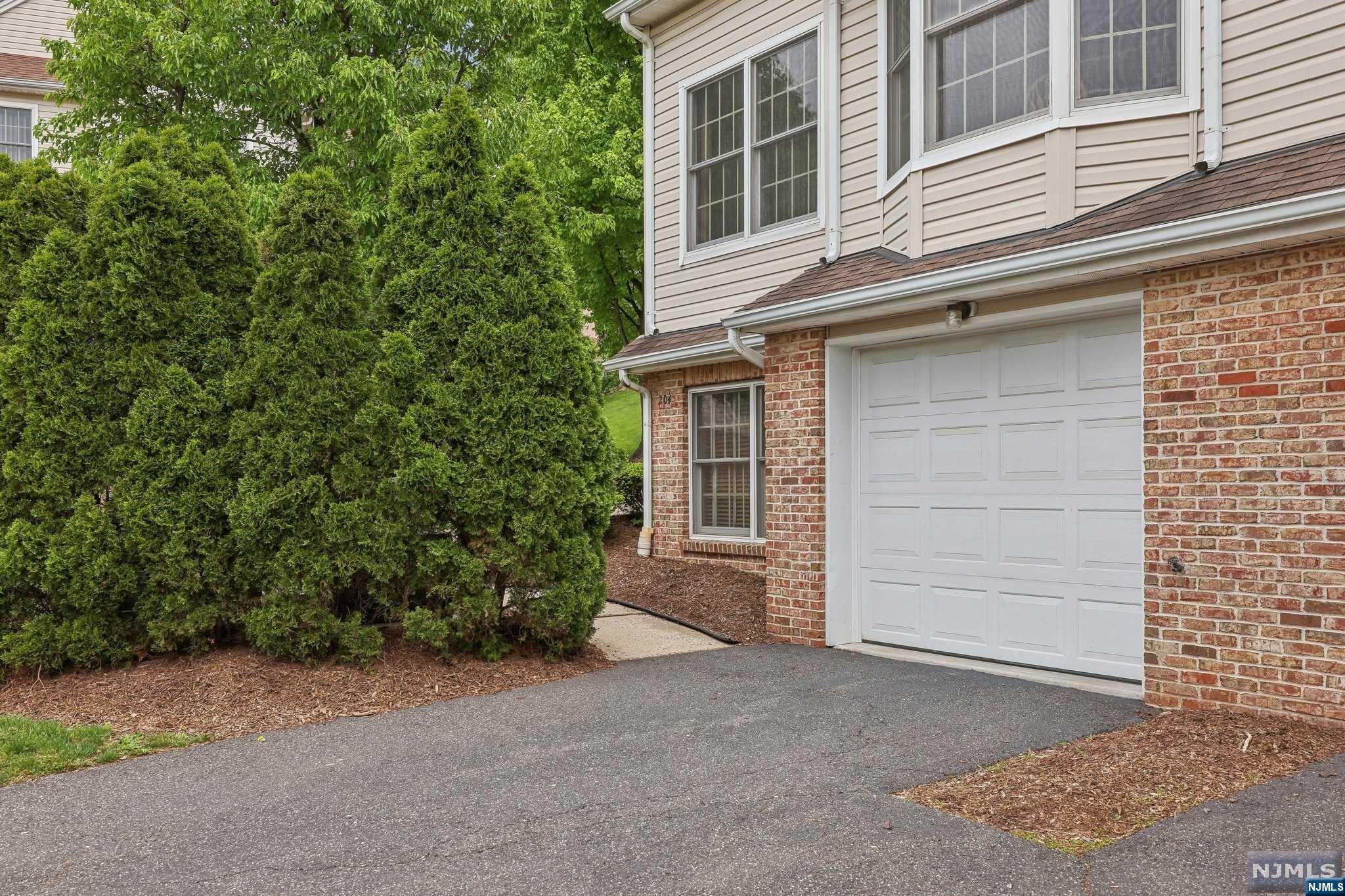 204 Grand Ridge Drive 204