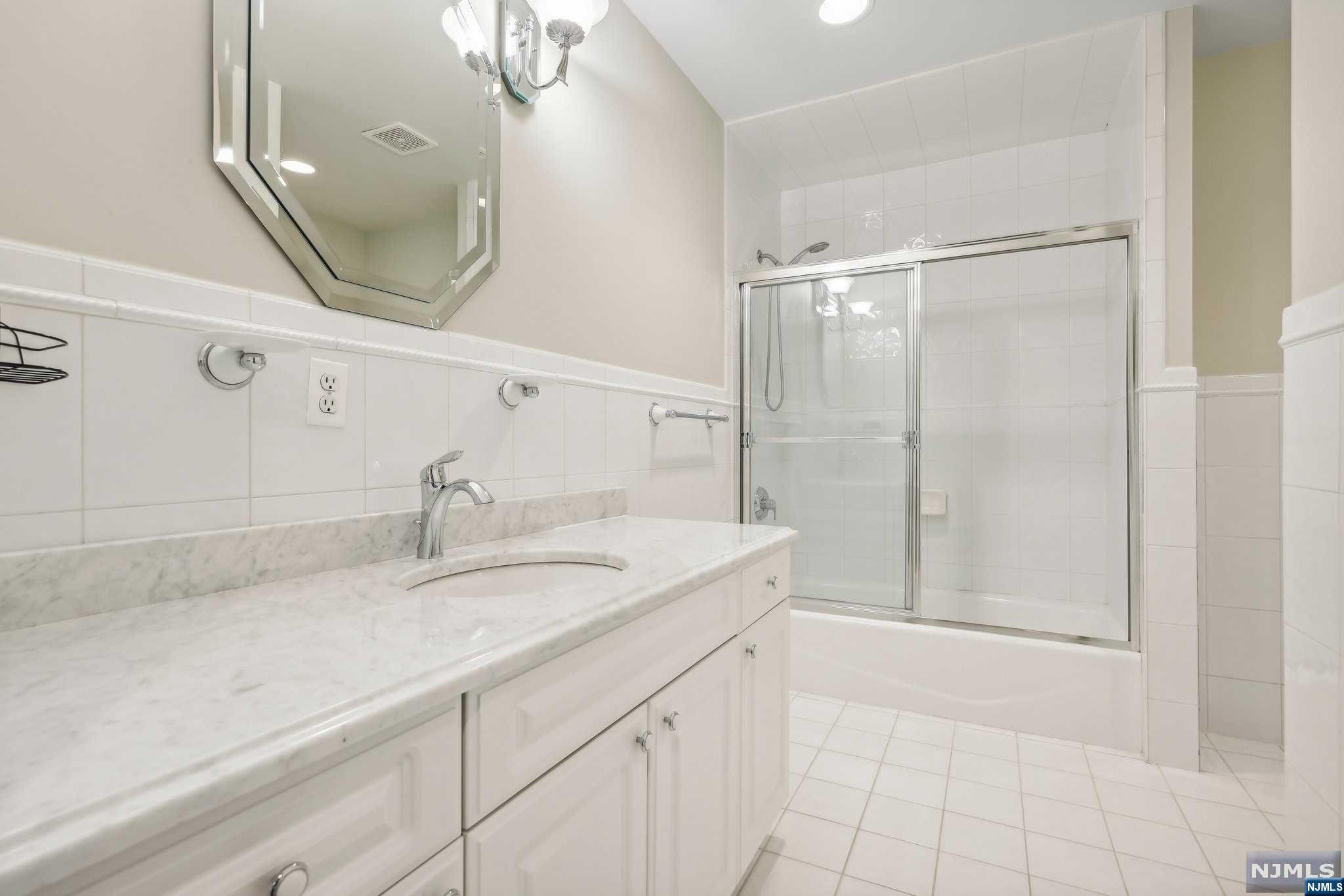 204 Grand Ridge Drive 204
