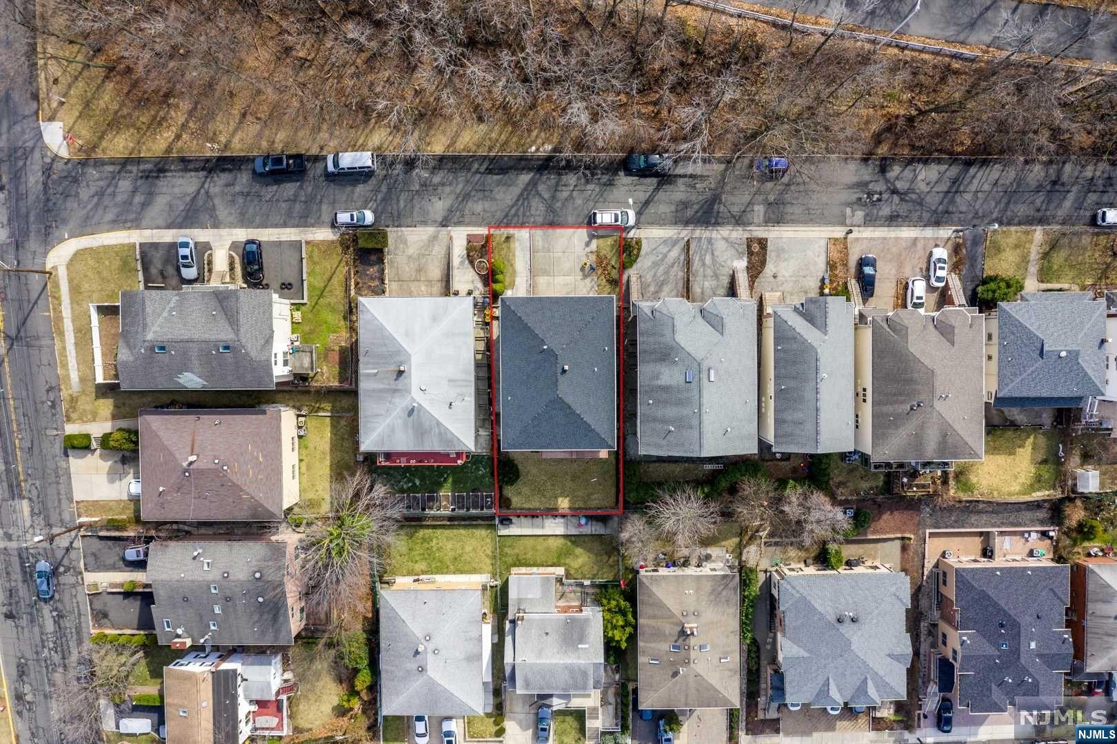 465 5th Street 1