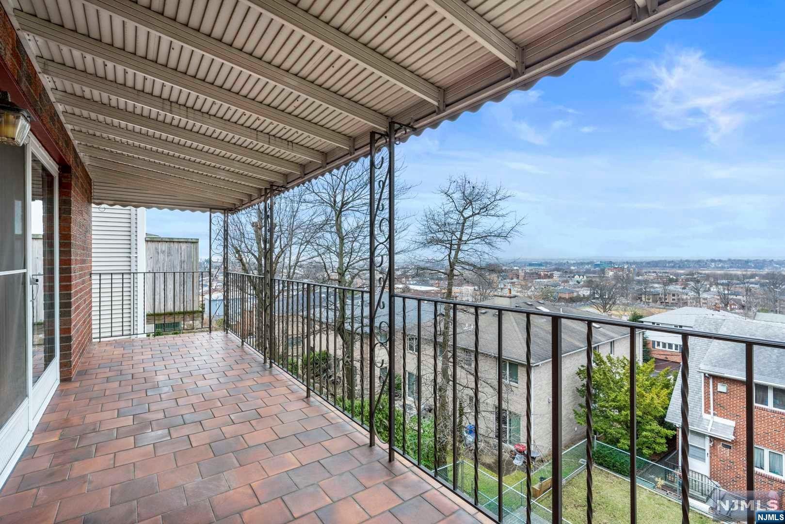 465 5th Street 1