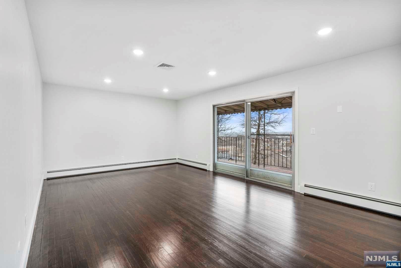 465 5th Street 1