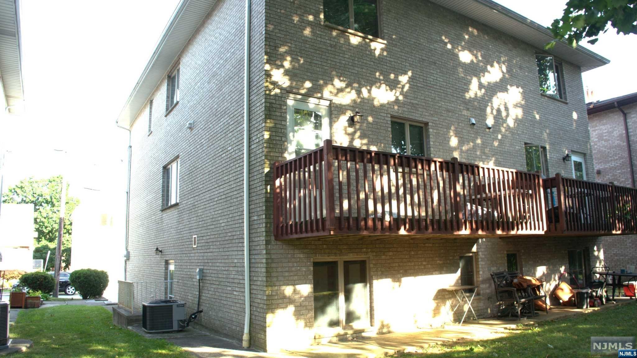 2375 7th Street