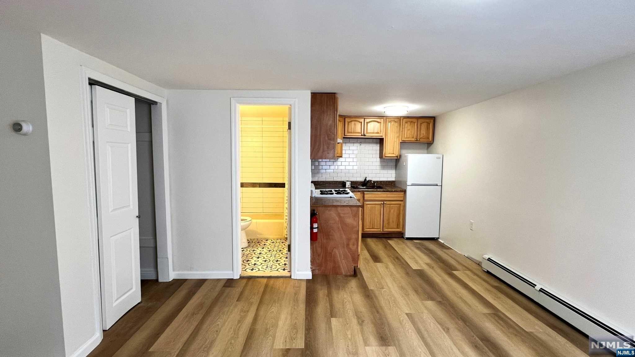 87 West Central Boulevard 10