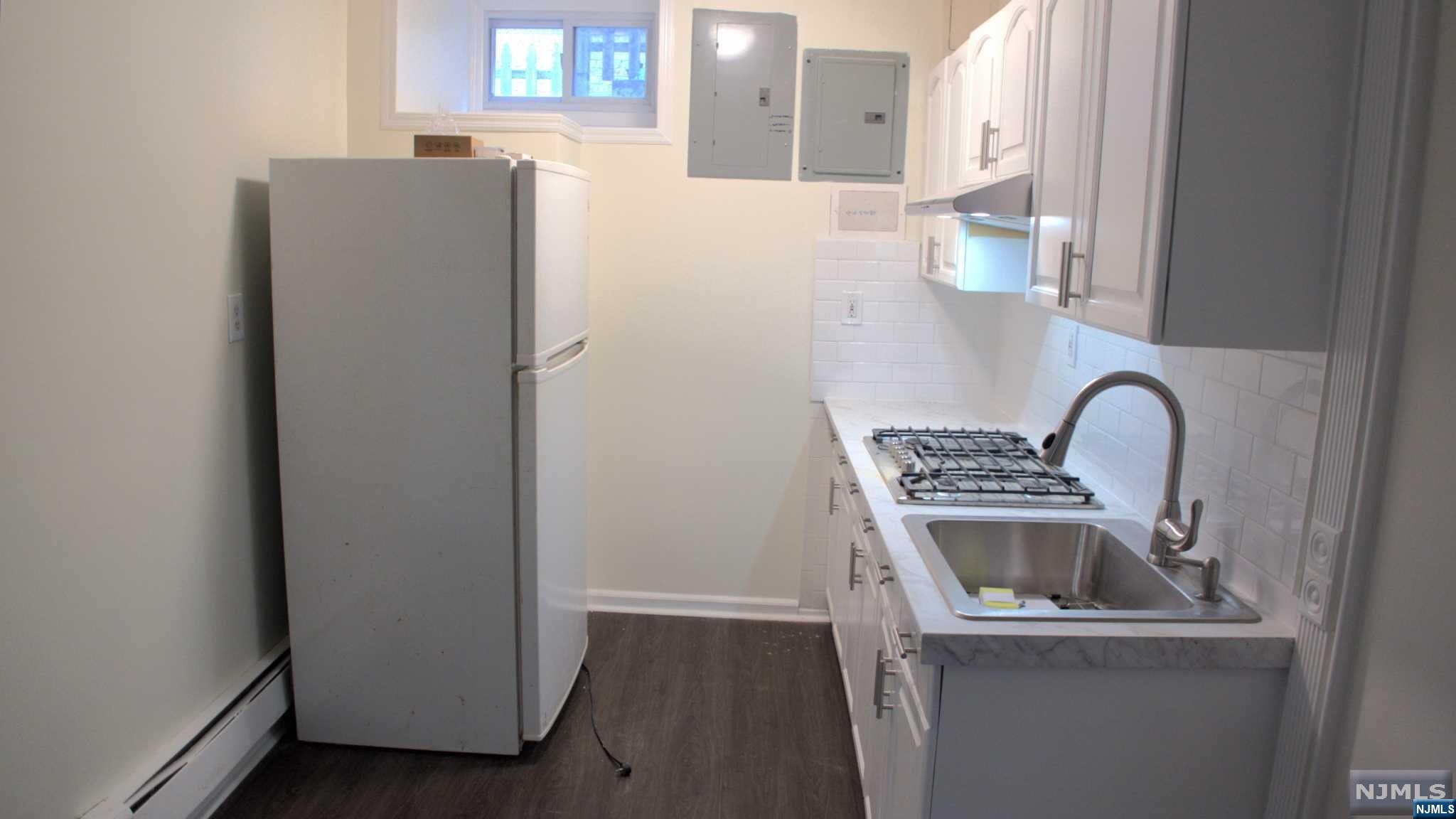 449 5th Street 1