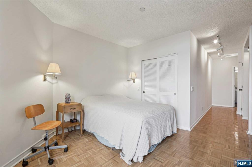 800 Palisade Avenue 2009