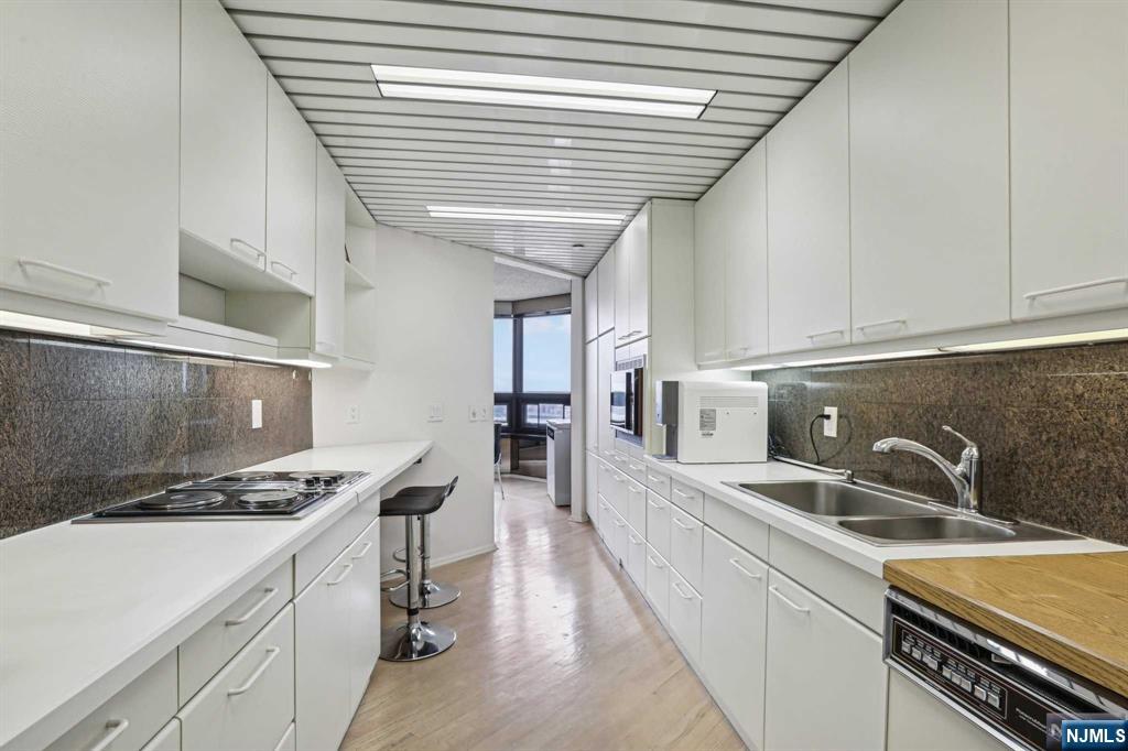 800 Palisade Avenue 2009