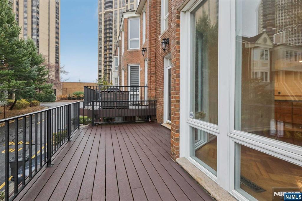113 Victoria Place