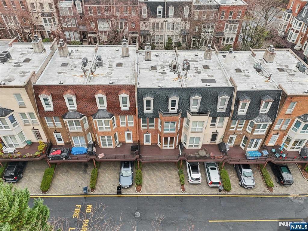 113 Victoria Place