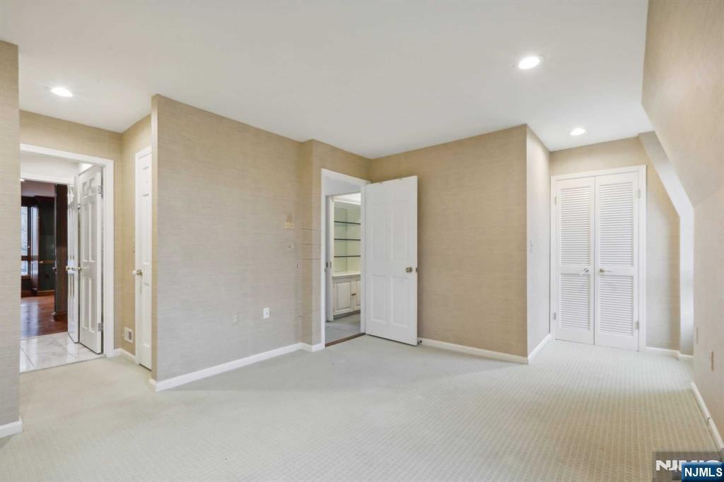 113 Victoria Place