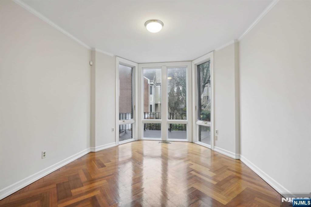 113 Victoria Place