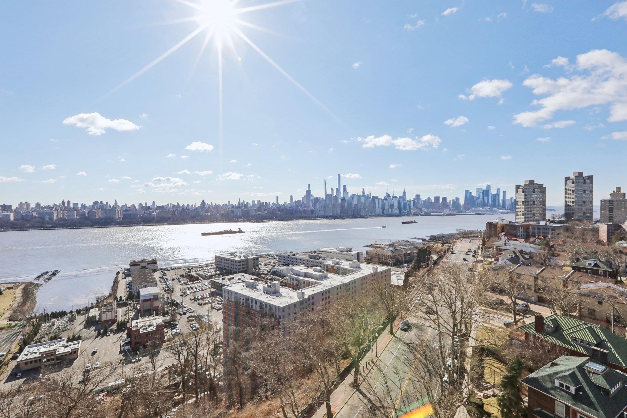 7855 BLVD EAST Unit: 11J