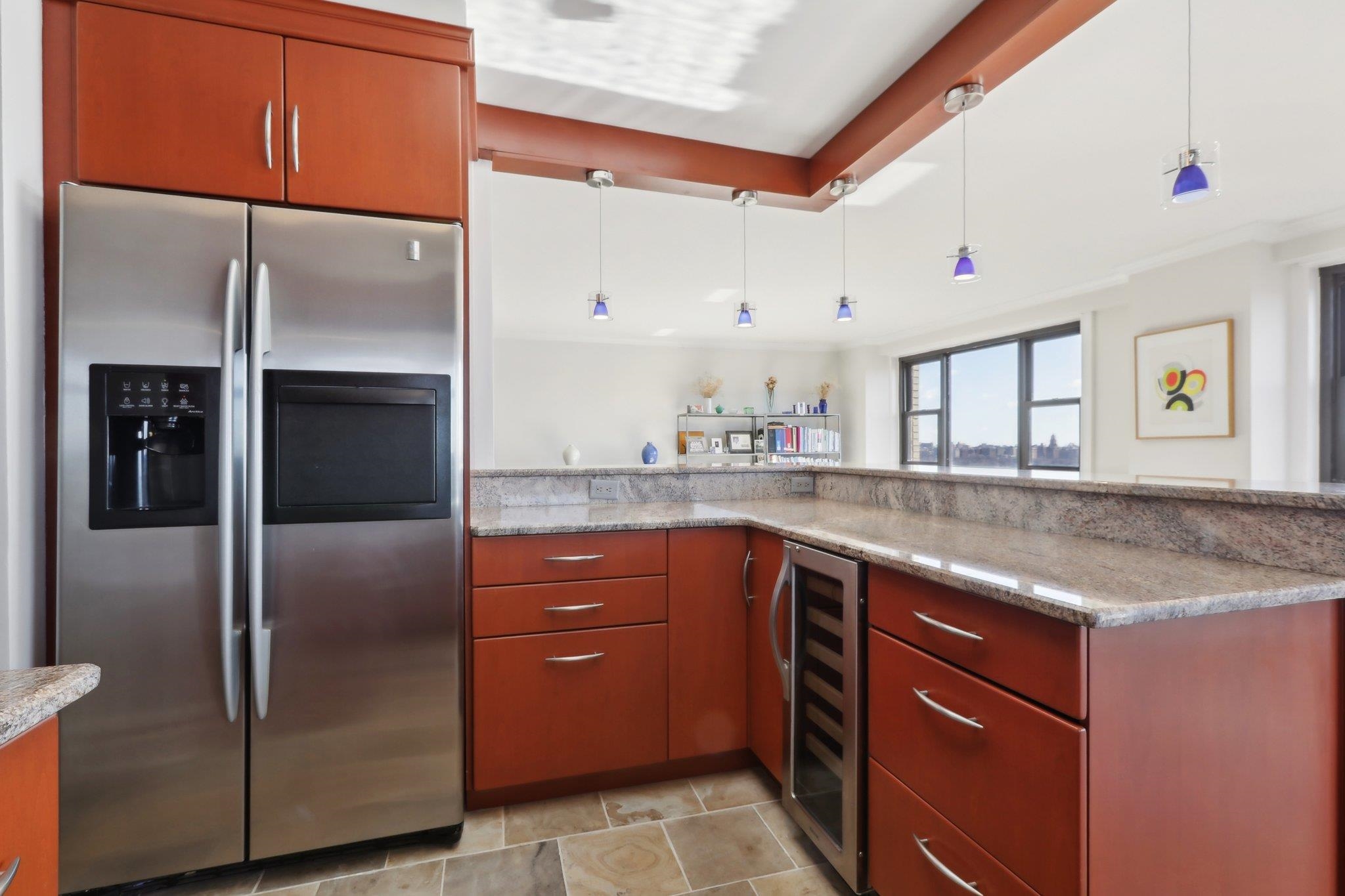 7855 BLVD EAST Unit: 11J