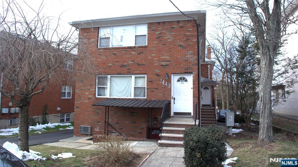 2443 3rd Street 8