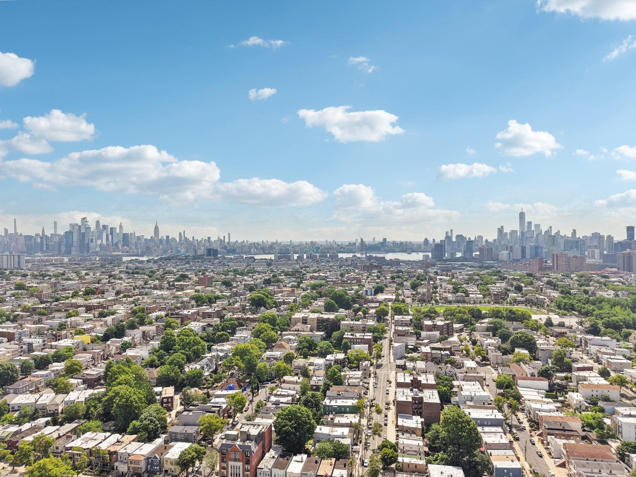 131 ZABRISKIE ST Unit: 1