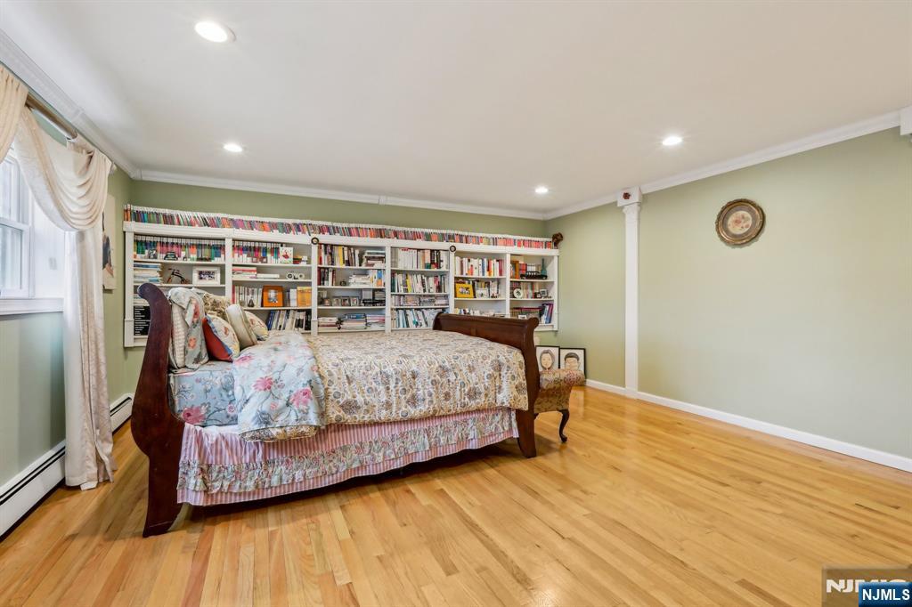 61 Anderson Avenue