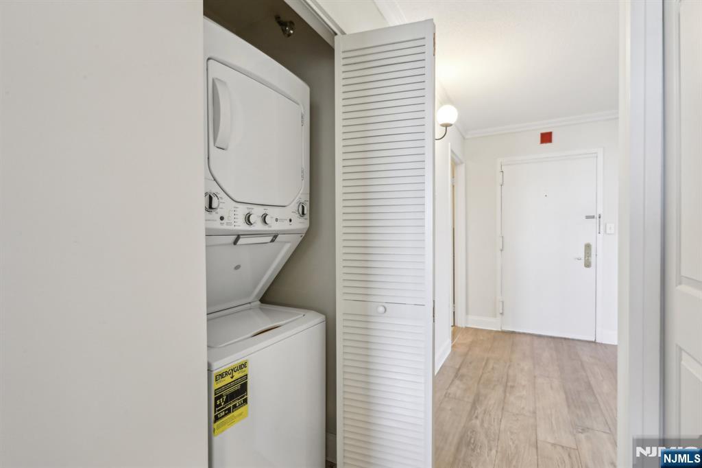 1265 15th Street 10G