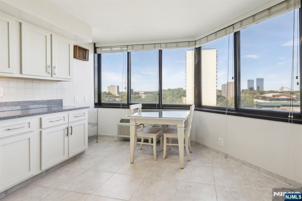 1265 15th Street 10G