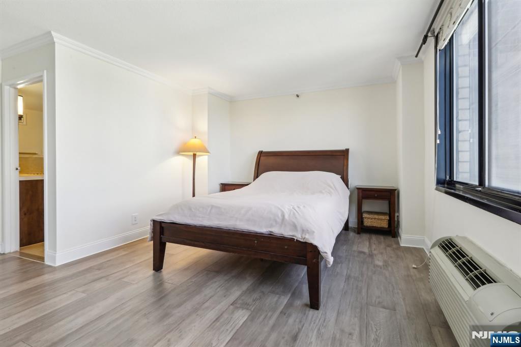 1265 15th Street 10G