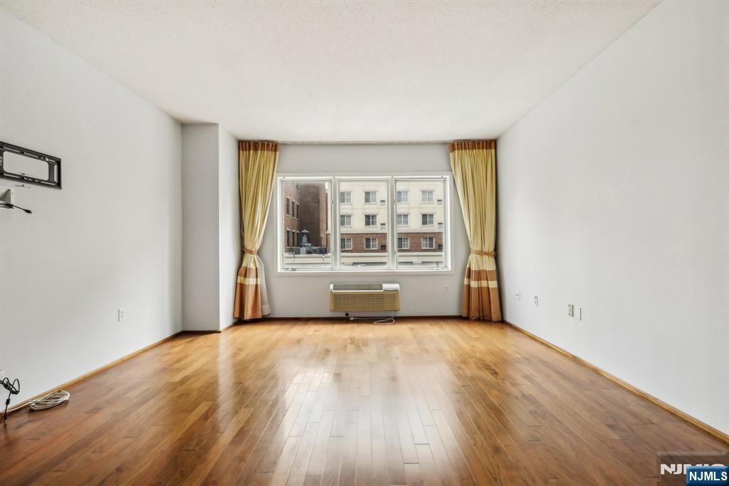 1111 City Place