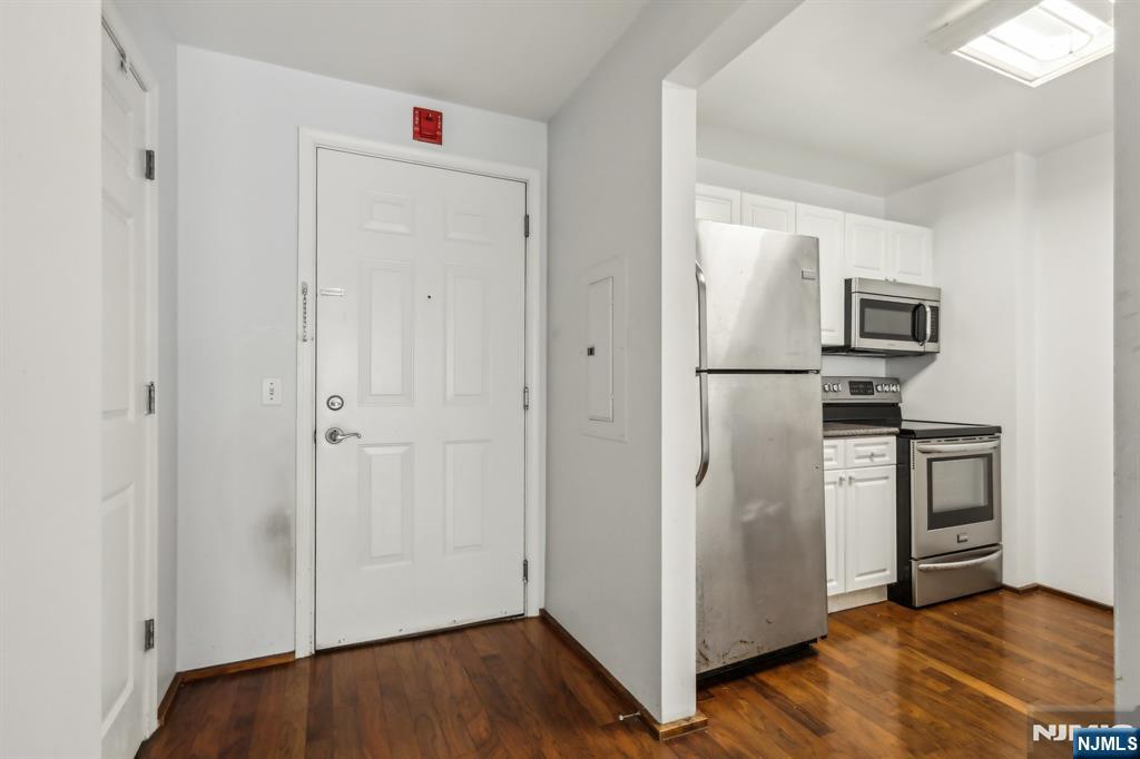 1111 City Place