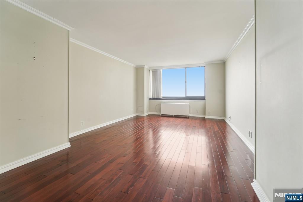 200 Old Palisade Road 7G