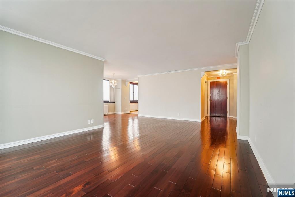 200 Old Palisade Road 7G