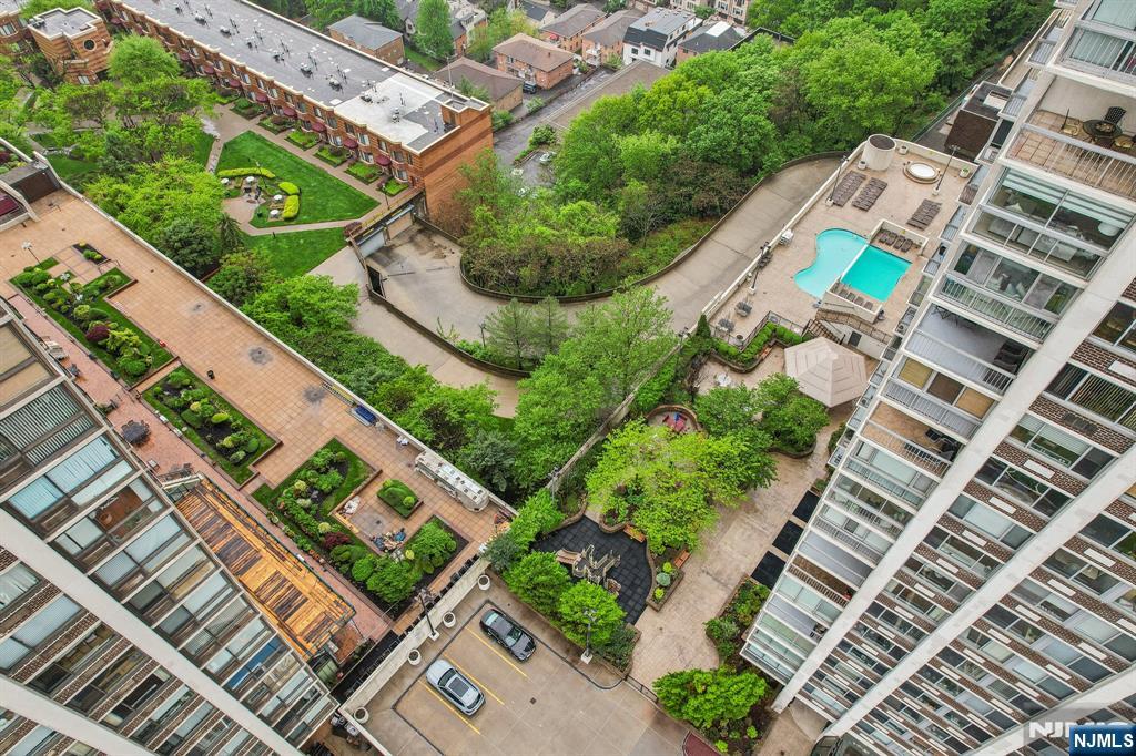 200 Old Palisade Road 7G