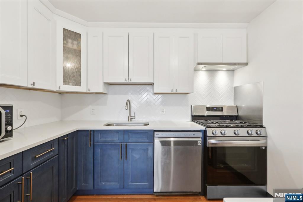 281 Columbia Avenue A