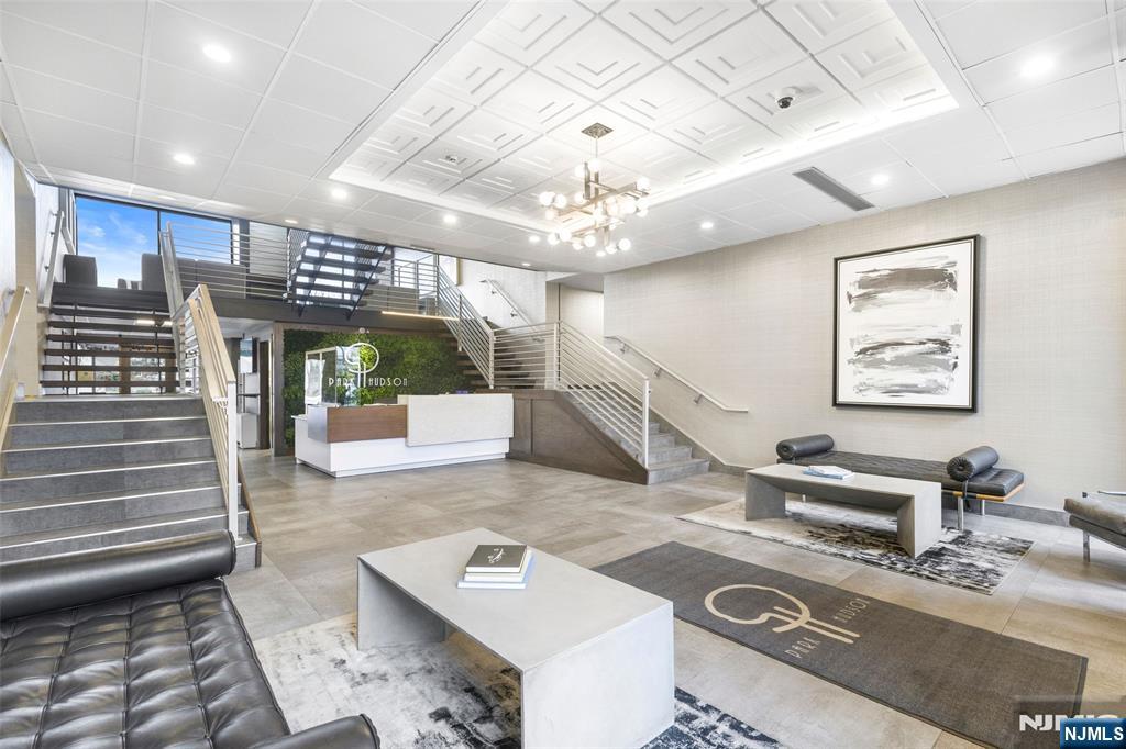 9060 Palisade Avenue 511