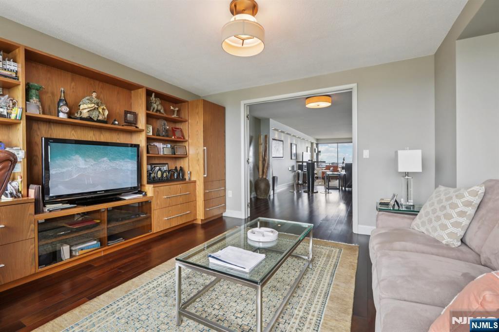 1500 Palisade Avenue