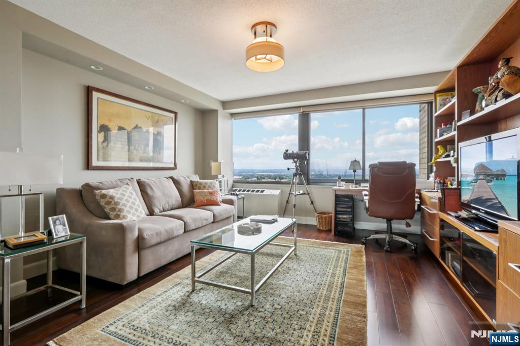 1500 Palisade Avenue