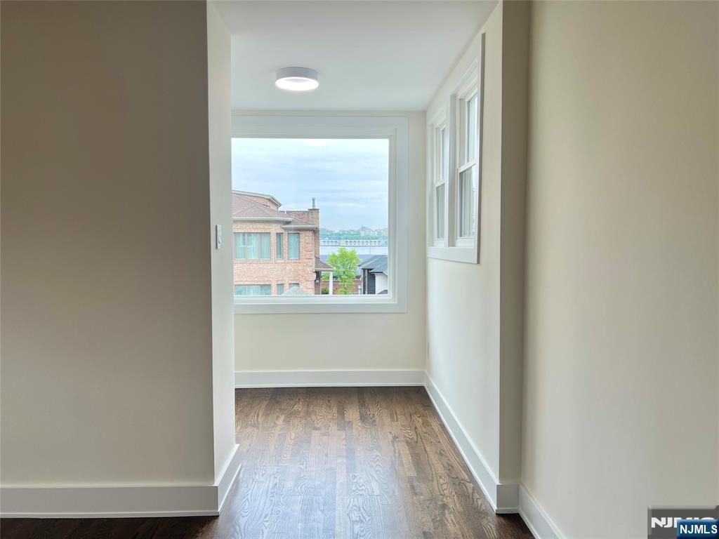 7 Rockwood Place