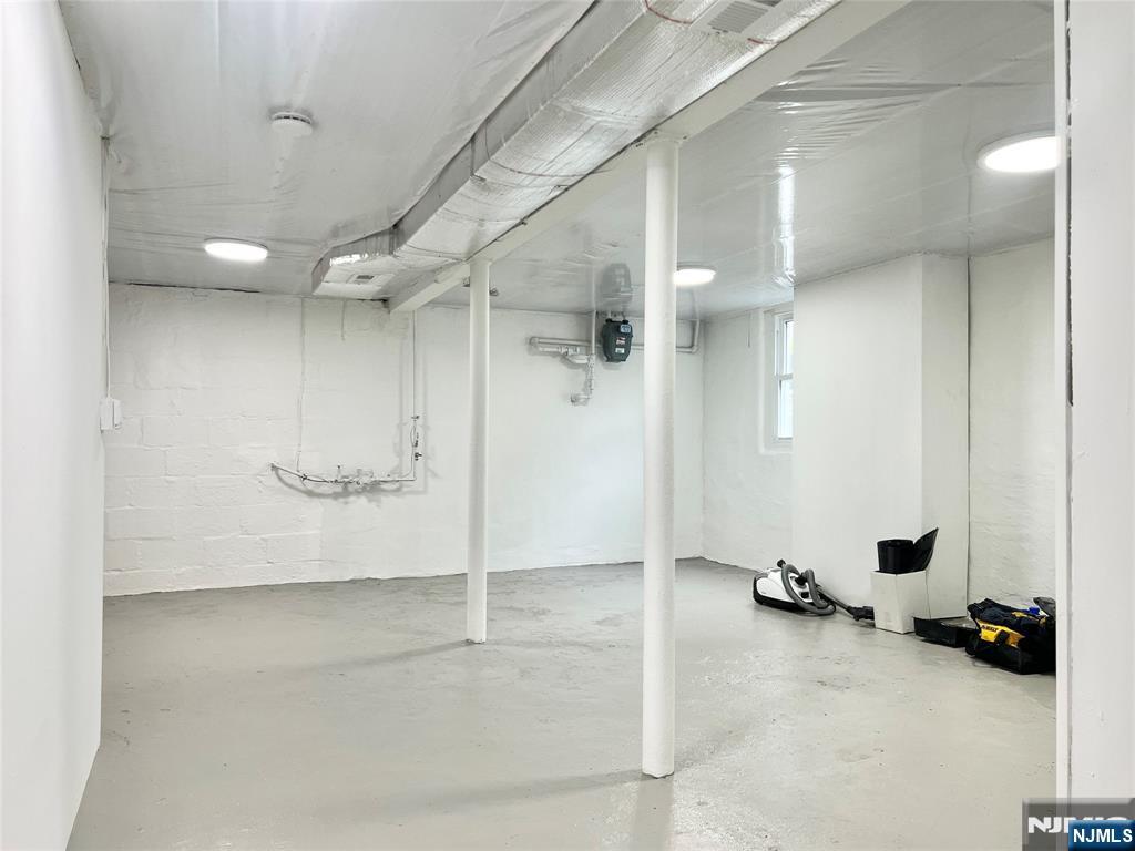 7 Rockwood Place