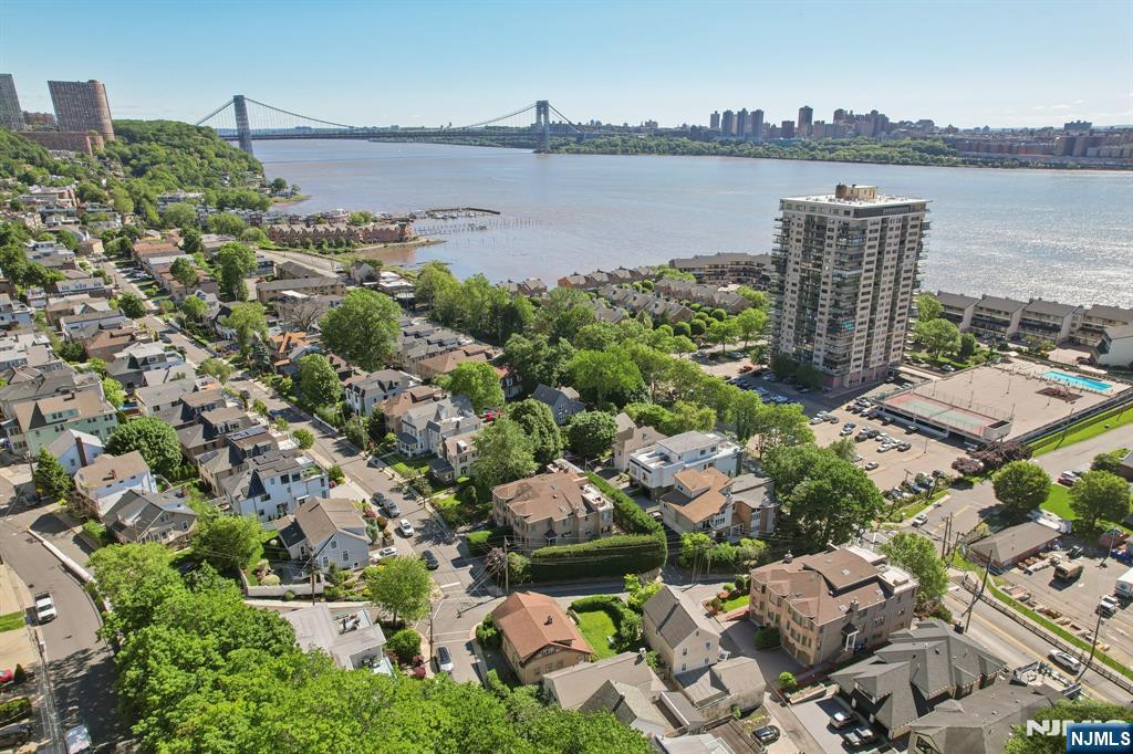 7 Rockwood Place