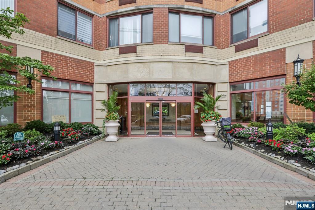100 Old Palisade Road 3205